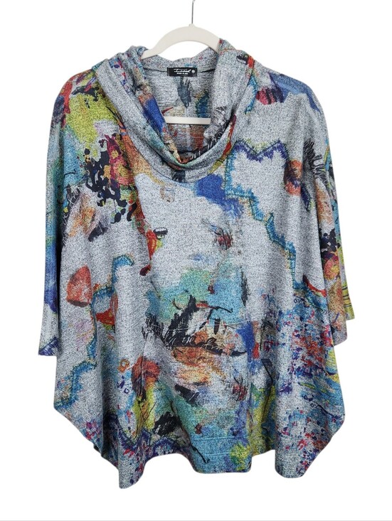 Inoah Sweaters - Inoah Art To Wear Lightweight Oversize Knit Poncho Womens Size XS